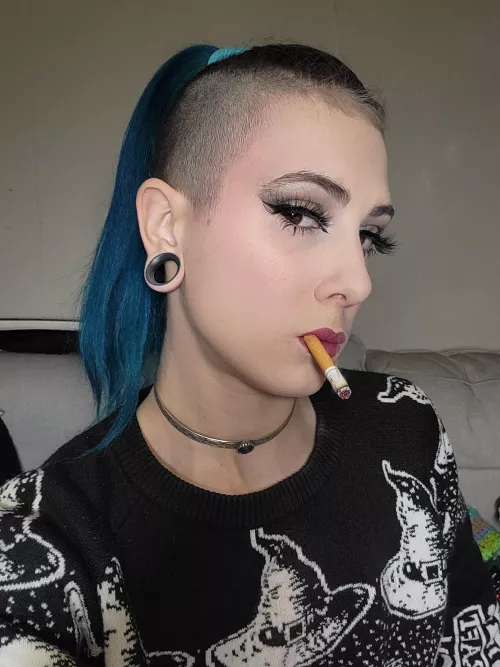 When I get all pretty and can't find my selfie stick. Ugh. Time for a smoke break π¬πΆβπ«οΈ When I get all pretty and can't find my selfie stick. Ugh. Time for a smoke break π¬πΆβπ«οΈ