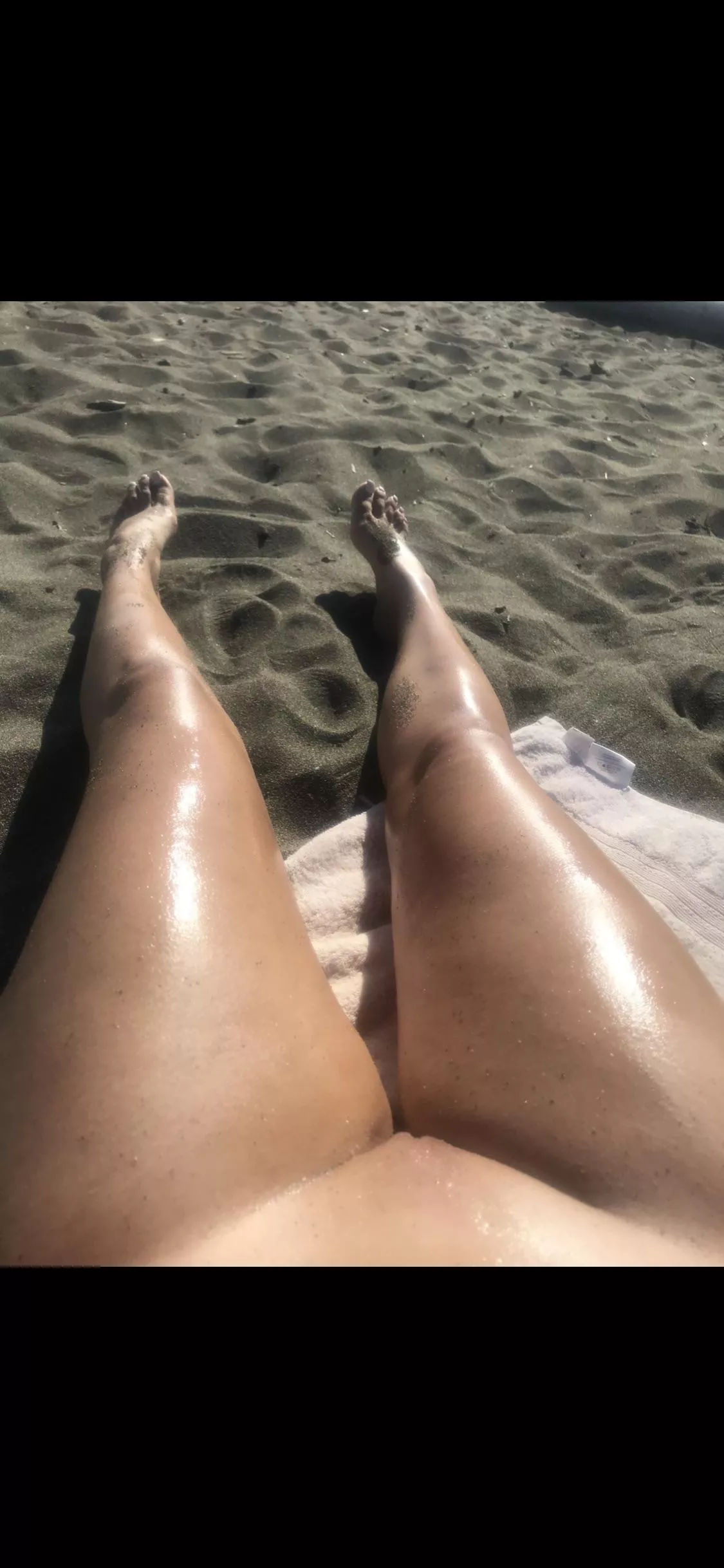 When she goes to the beach naked and sends me pictures When she goes to the beach naked and sends me pictures