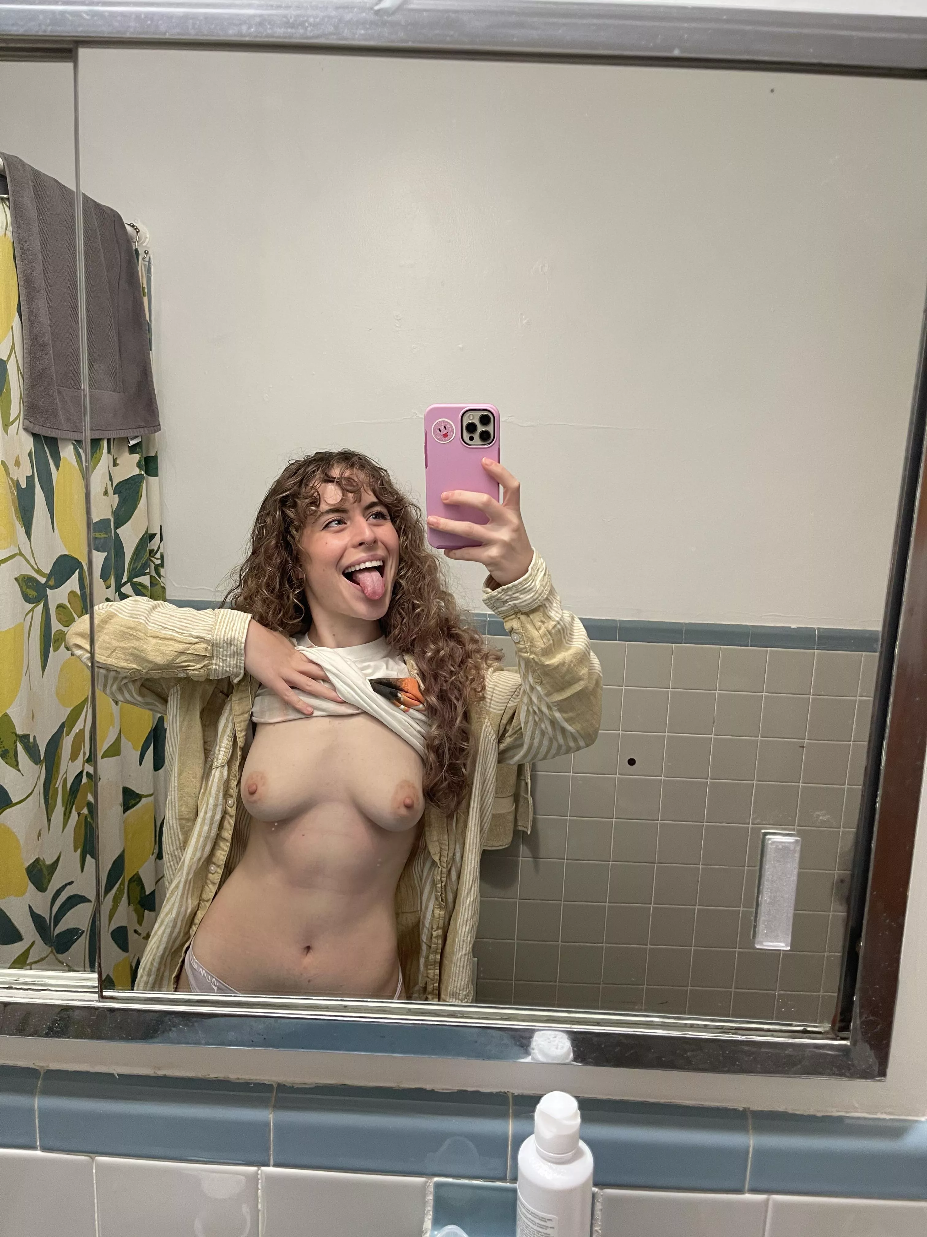 When u get a lil too tipsy at ur friend’s apartment