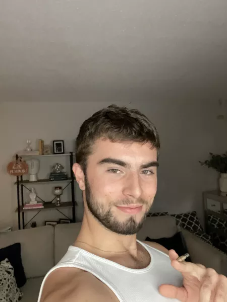 Where my stoners at😳🤪 Where my stoners at😳🤪