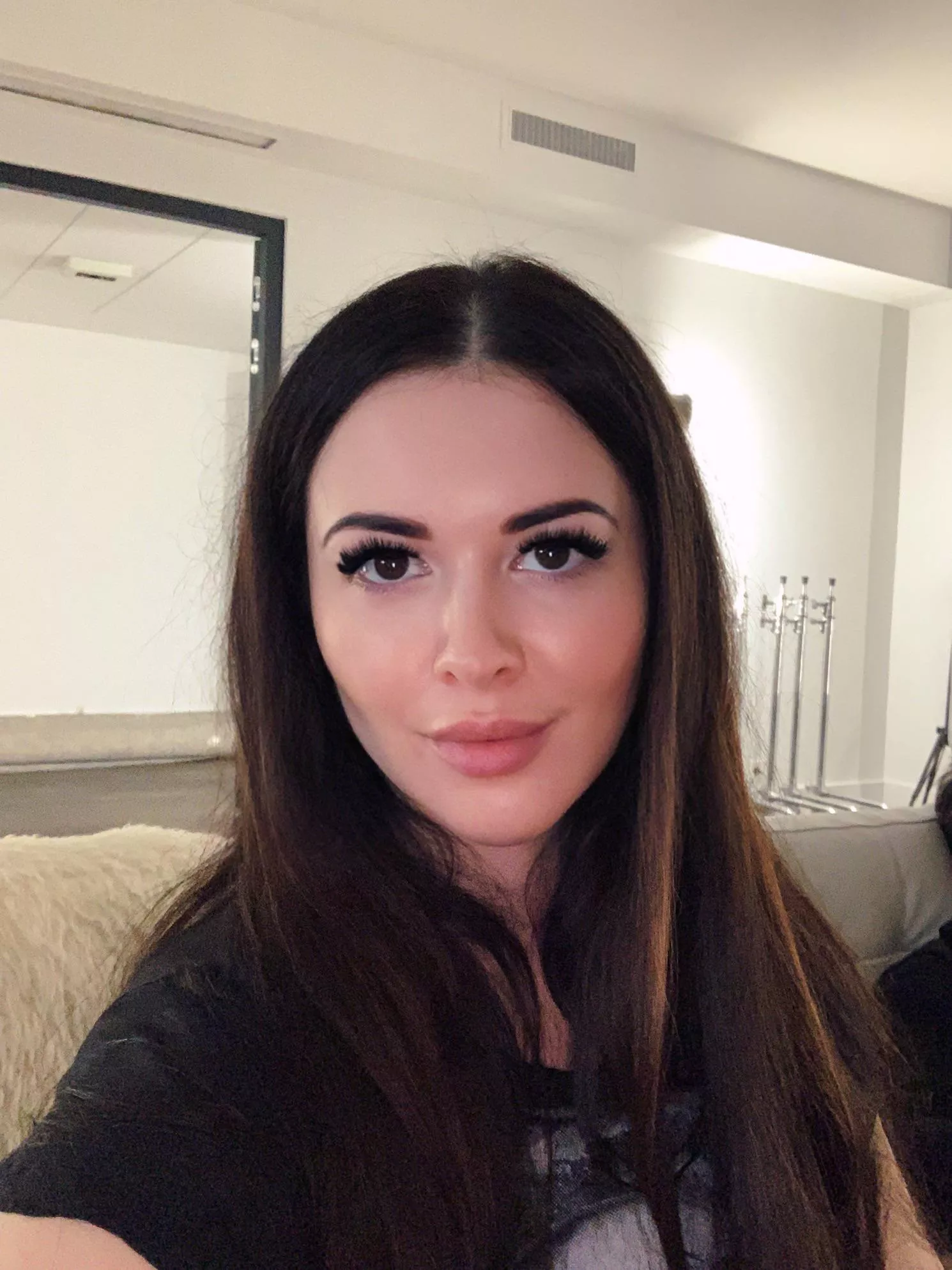 Where to find my content online, chat with me, get custom videos, etc. Where to find my content online, chat with me, get custom videos, etc.