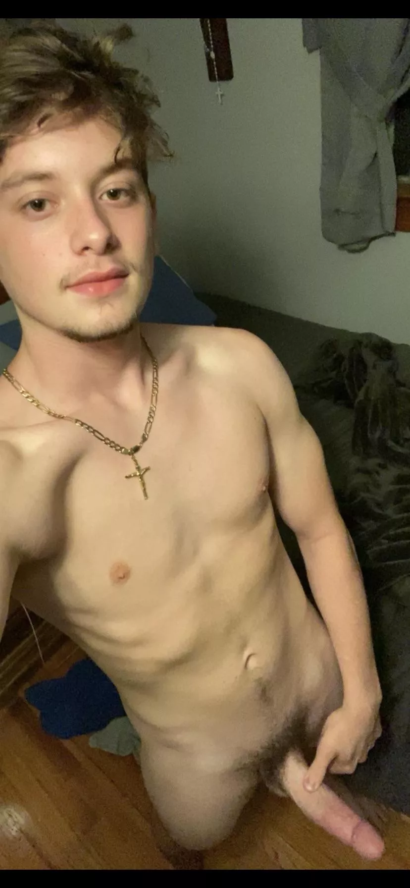 Which do you prefer handcuffs or kneepads? Your gonna be there for awhile 😛