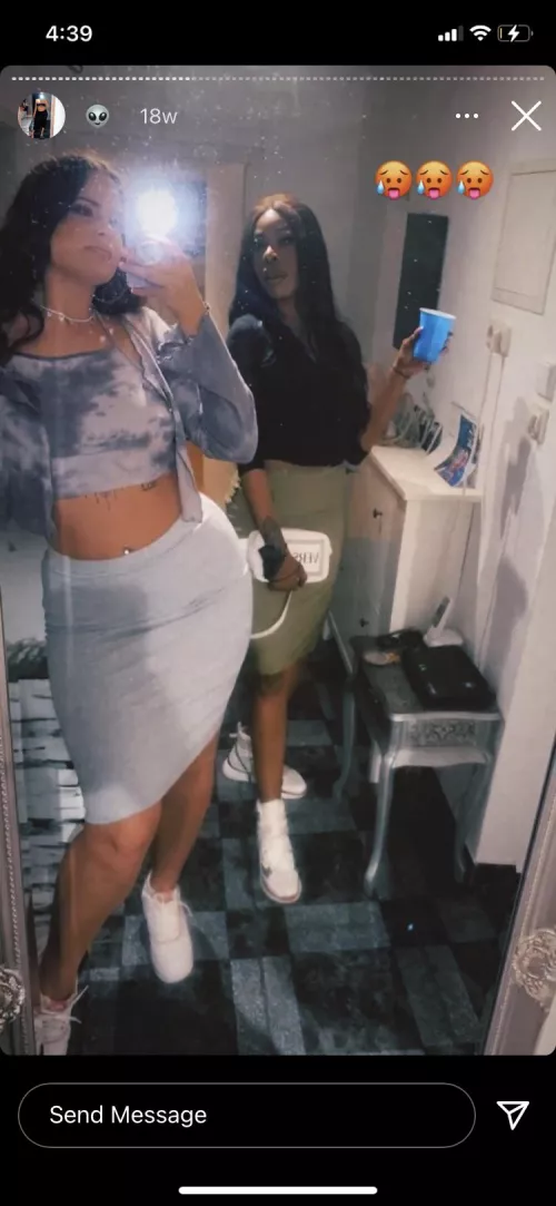 Which girl you hooking up in the club