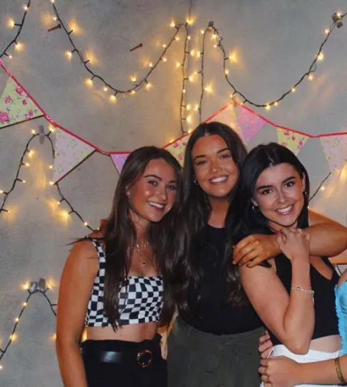 Which Irish brunette? Which Irish brunette?