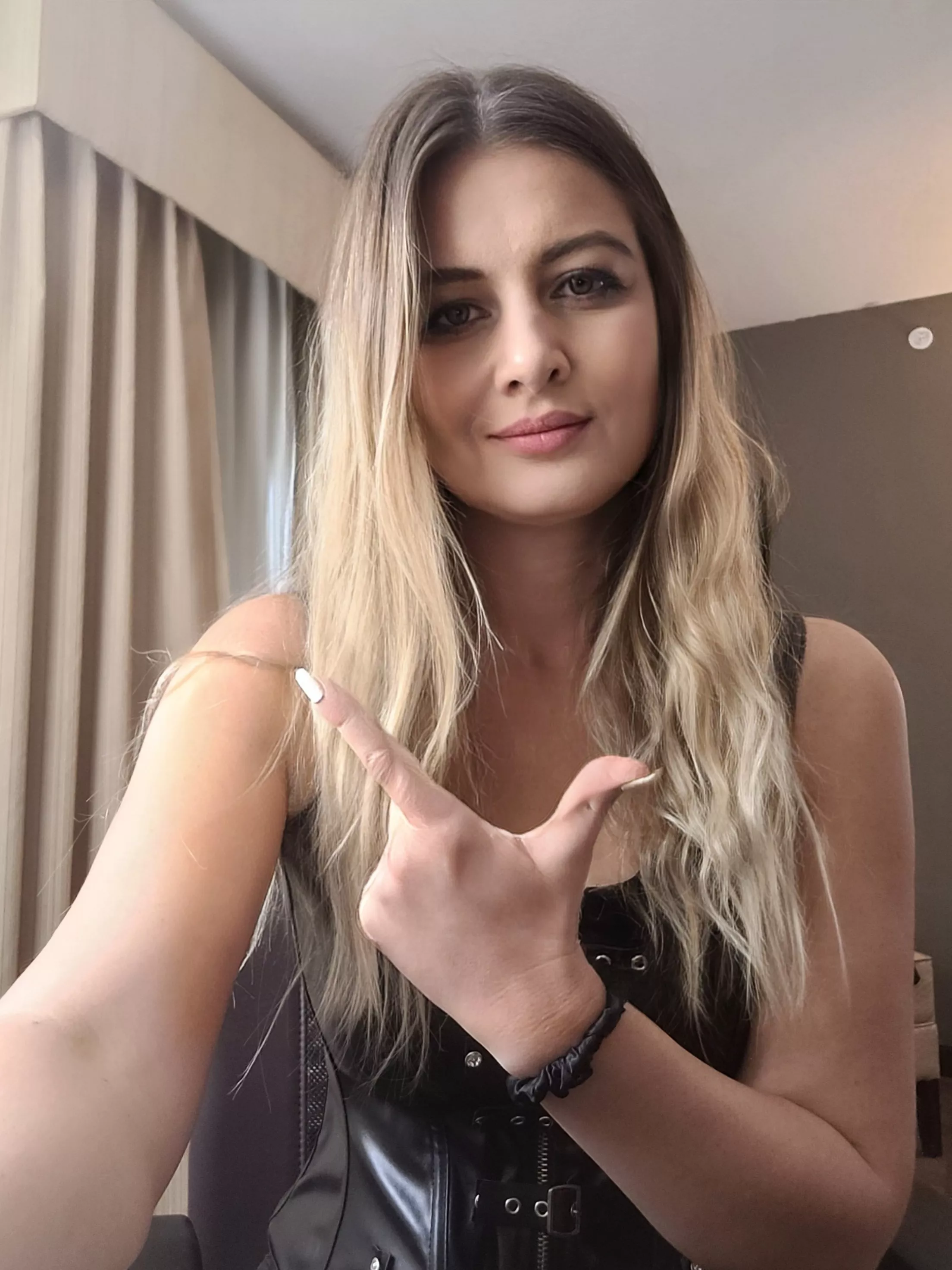 Which one of you losers is going to serve me today?