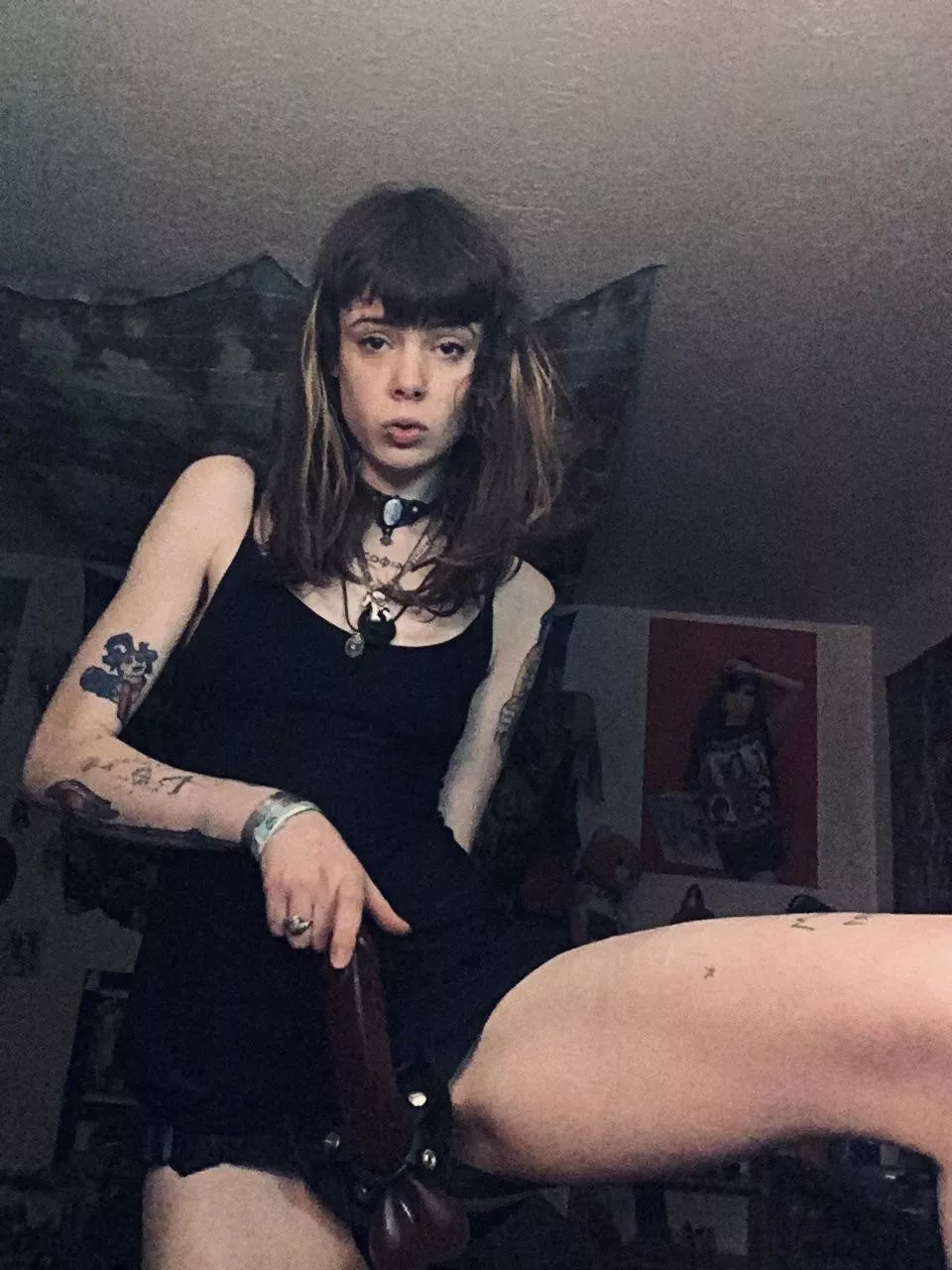 Which will I fuck harder, your ass or your wallet… 🤔💸🐷 [selling]