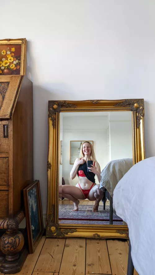 Who can blame me for smiling at myself?!