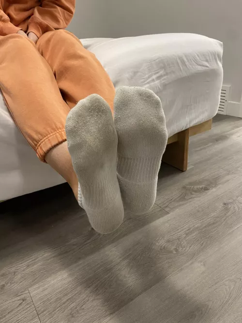 Who doesnβt like Canadian feet?? :) π¨π¦π¨π¦