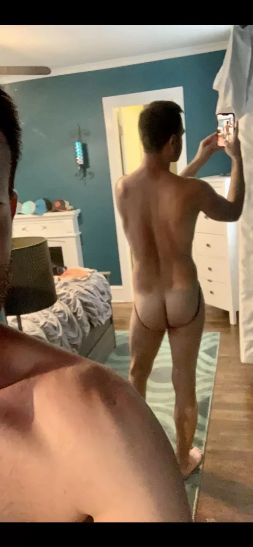 Who else likes to wear jocks? 34 Greenville.