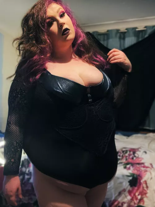 Who here likes big bellies?! ππ