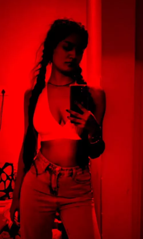 Who here likes chocolate