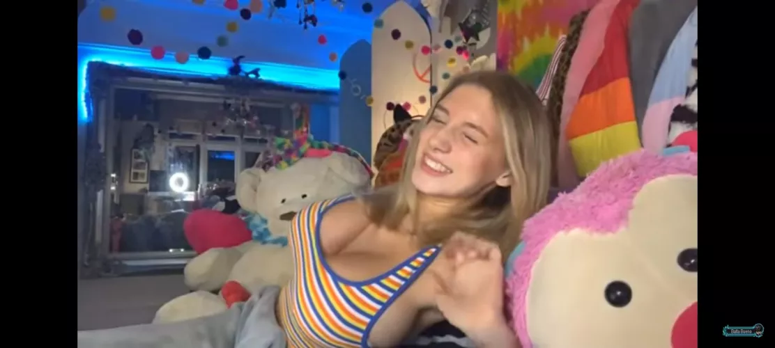 who is this? thanks!!