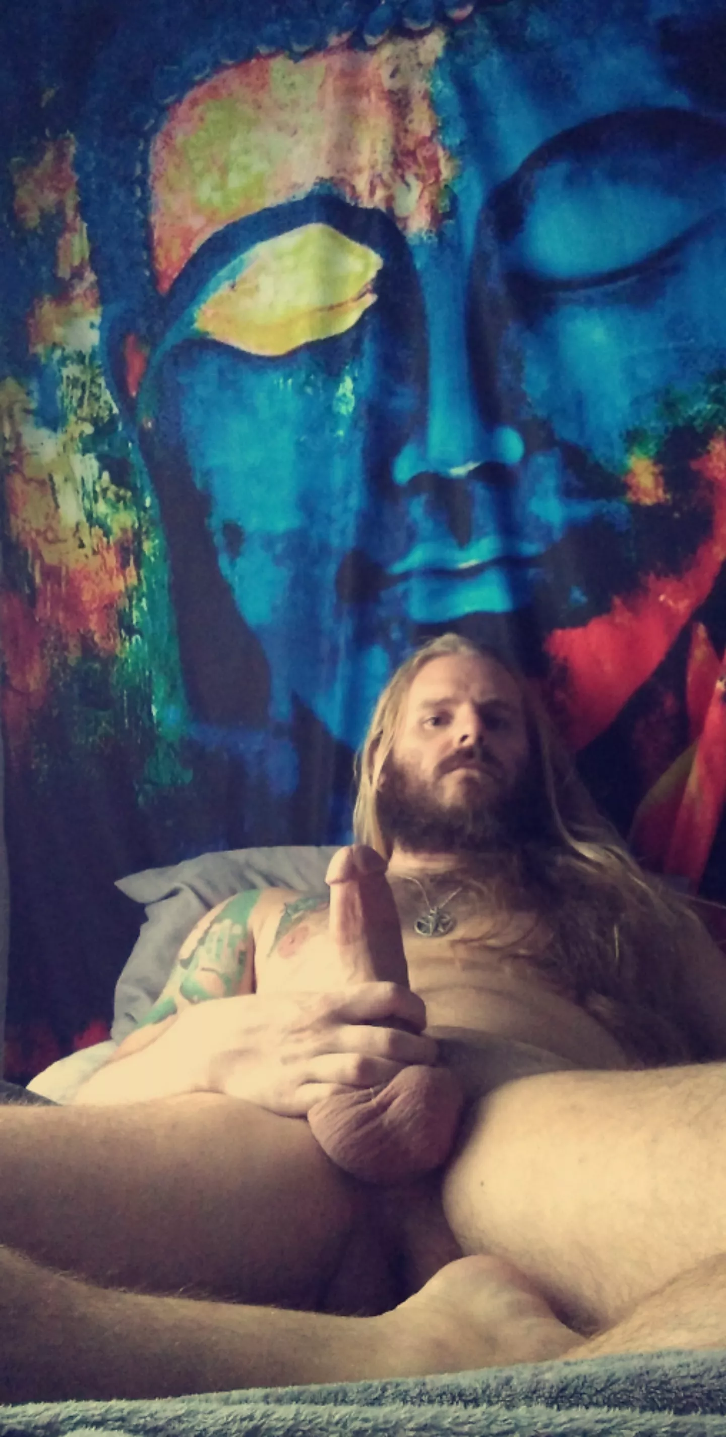 Who likes blondes with long hair beards and a thick cut cock ??? Who likes blondes with long hair beards and a thick cut cock ???