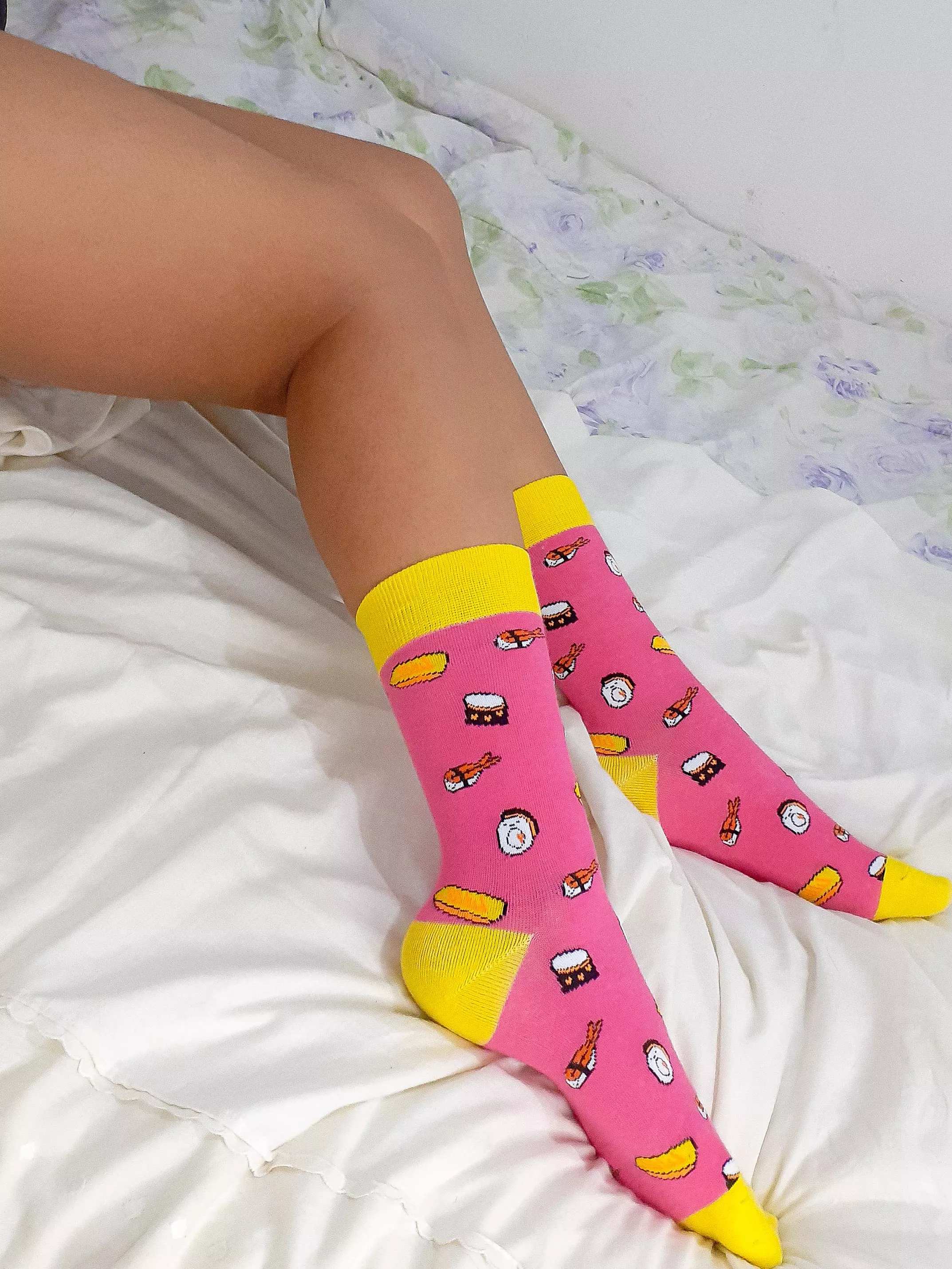 Who likes colorful socks? Who likes colorful socks?