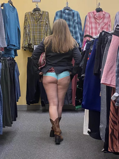 Who likes hipster boy shorts? Who likes hipster boy shorts?