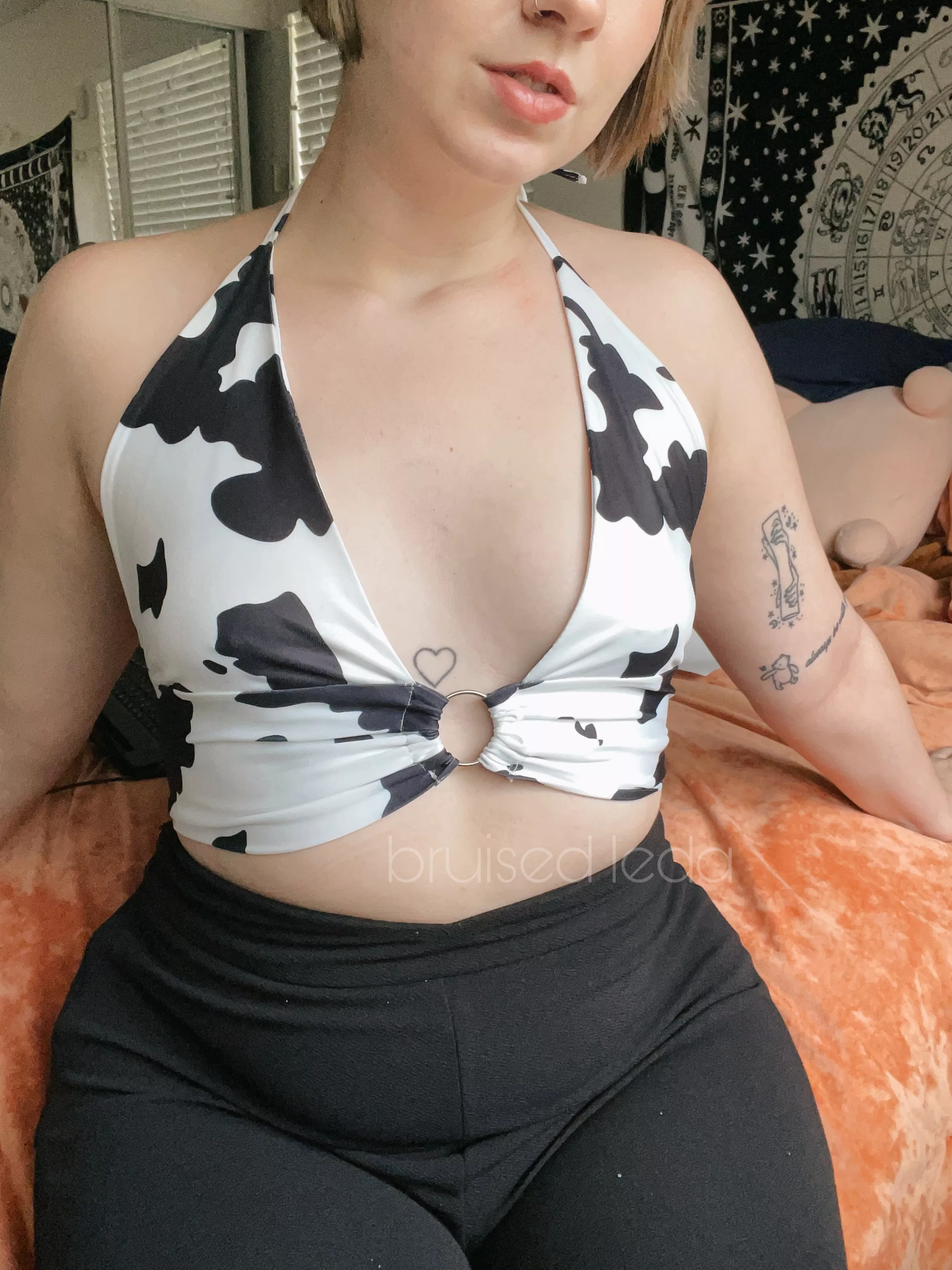 who likes my new outfit? who likes my new outfit?