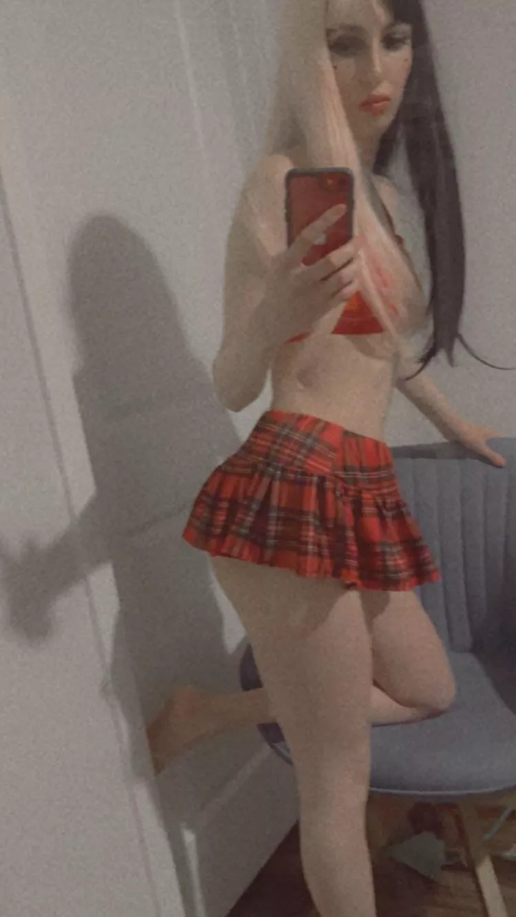 Who likes my school girl skirt ? Who likes my school girl skirt ?