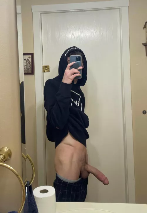 who likes skinny guys? 😉 (18)