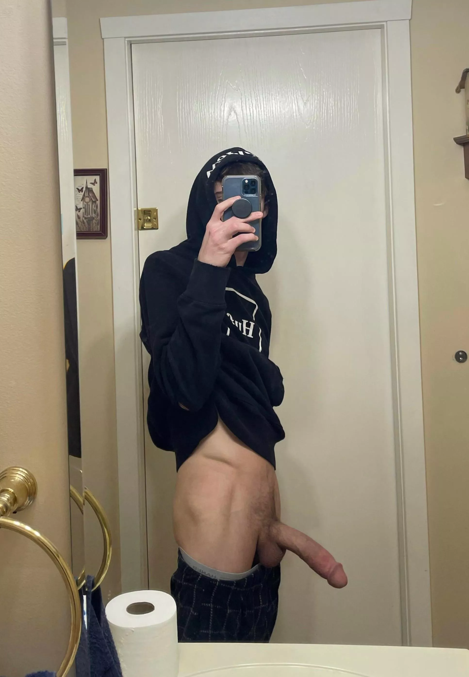 who likes skinny guys? 😉 (18)