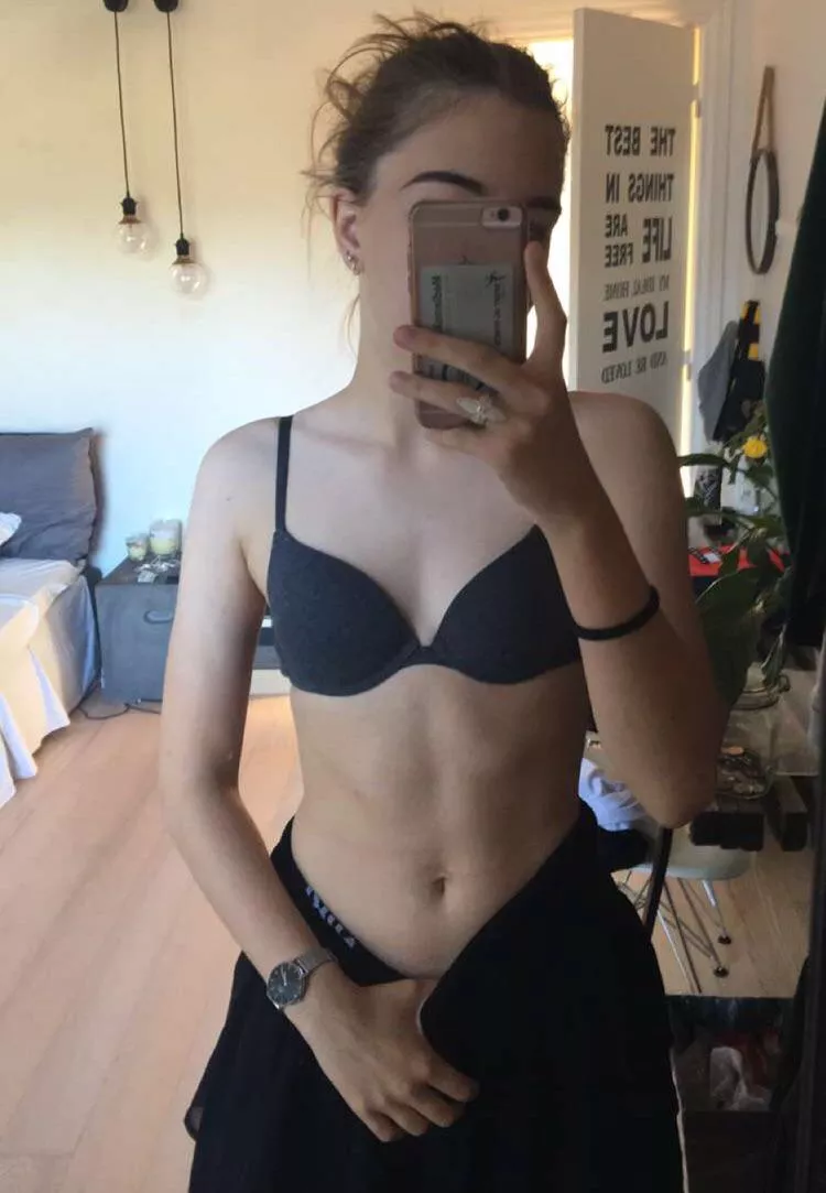 Who likes to kiss and lick baby abs? :3 maybe even rub them from the inside Who likes to kiss and lick baby abs? :3 maybe even rub them from the inside