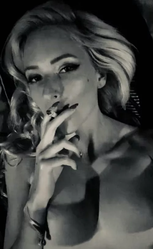 Who loves a cigarette after sex?π¬