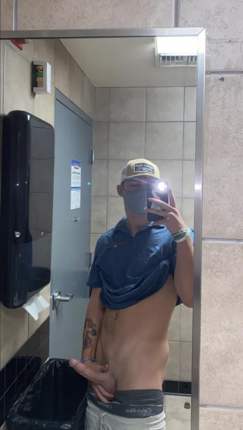 Who loves my big juicy cock on here??