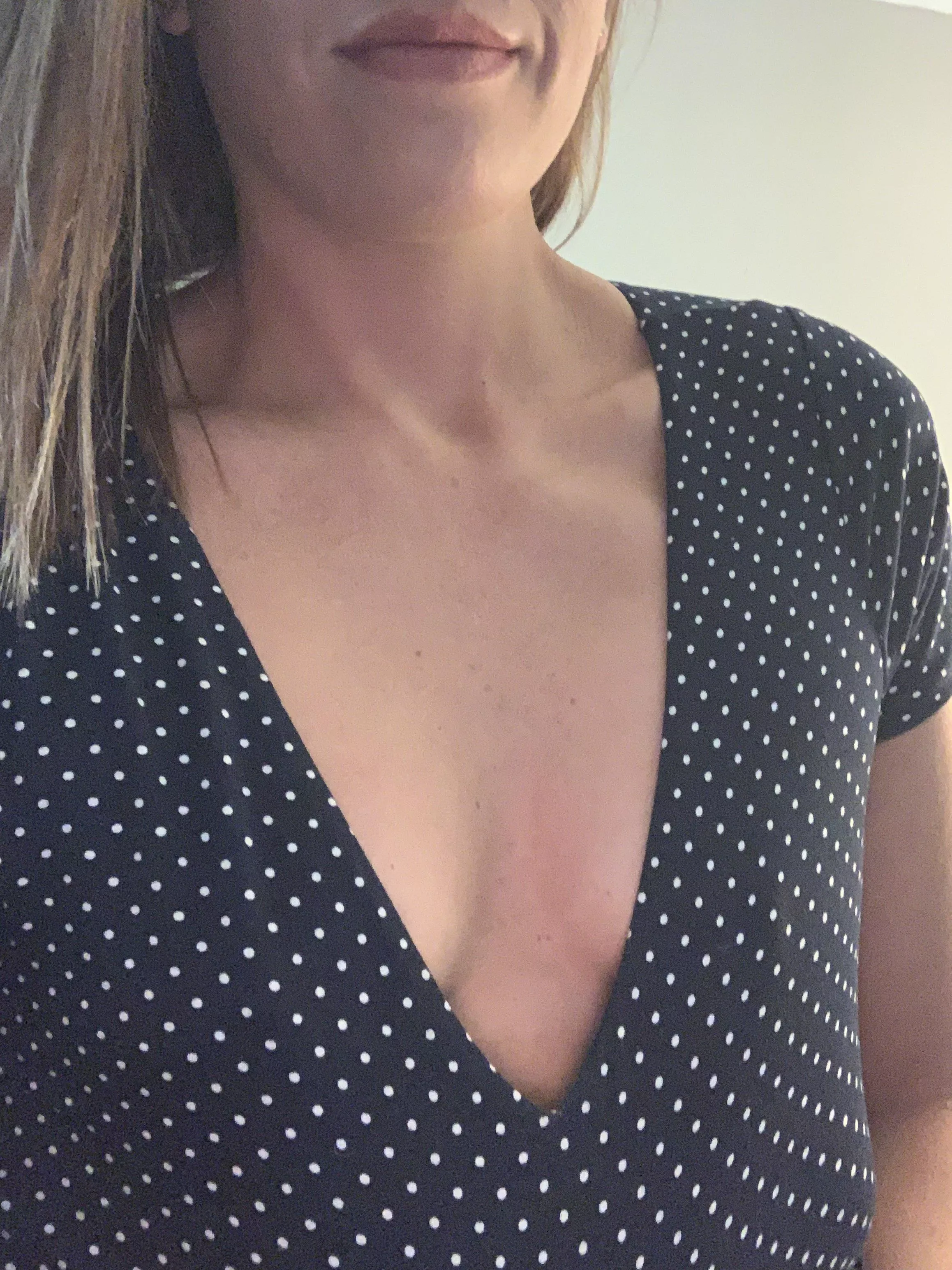 Who needs a bra?π Who needs a bra?π