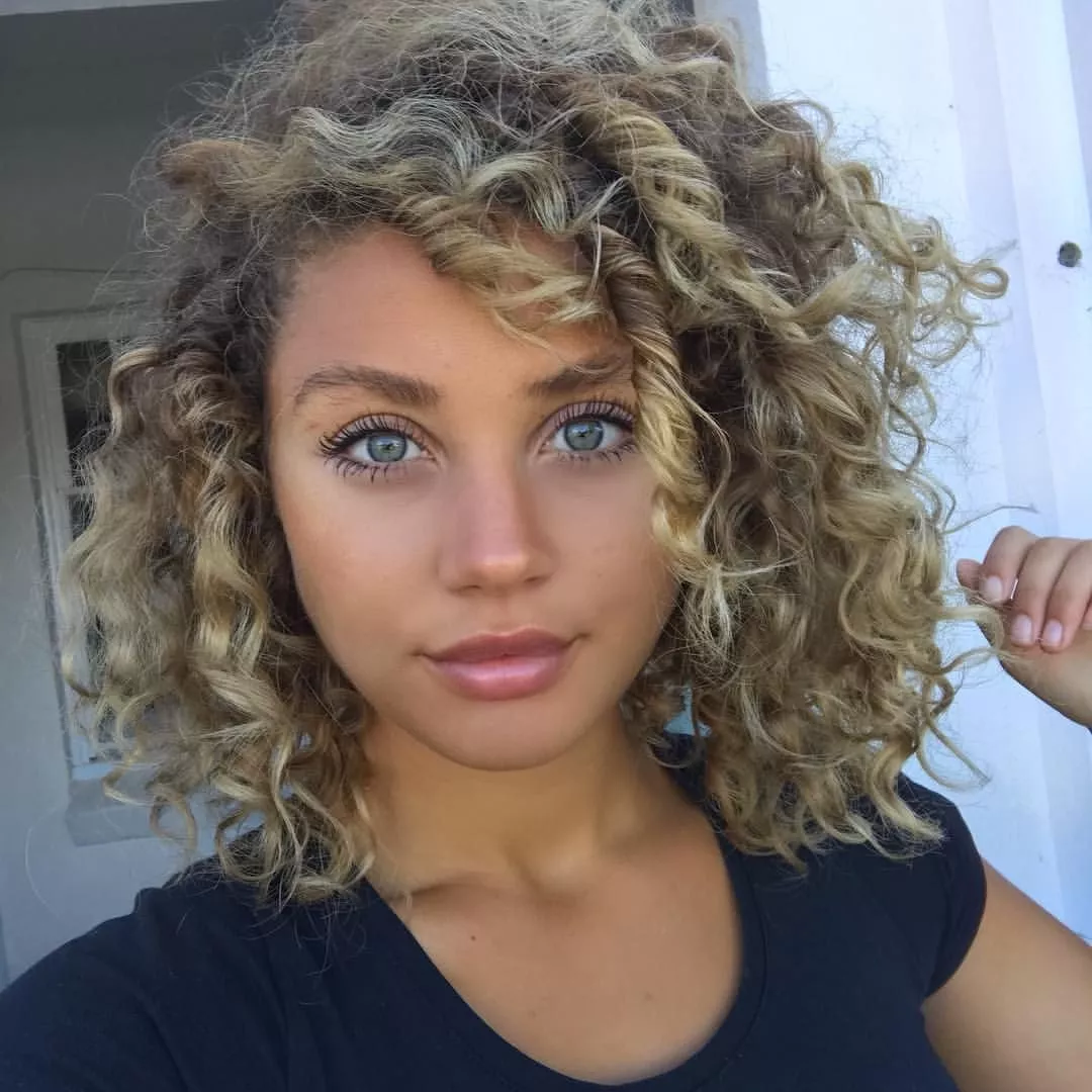 Who needs porn with a face like this? Who needs porn with a face like this?