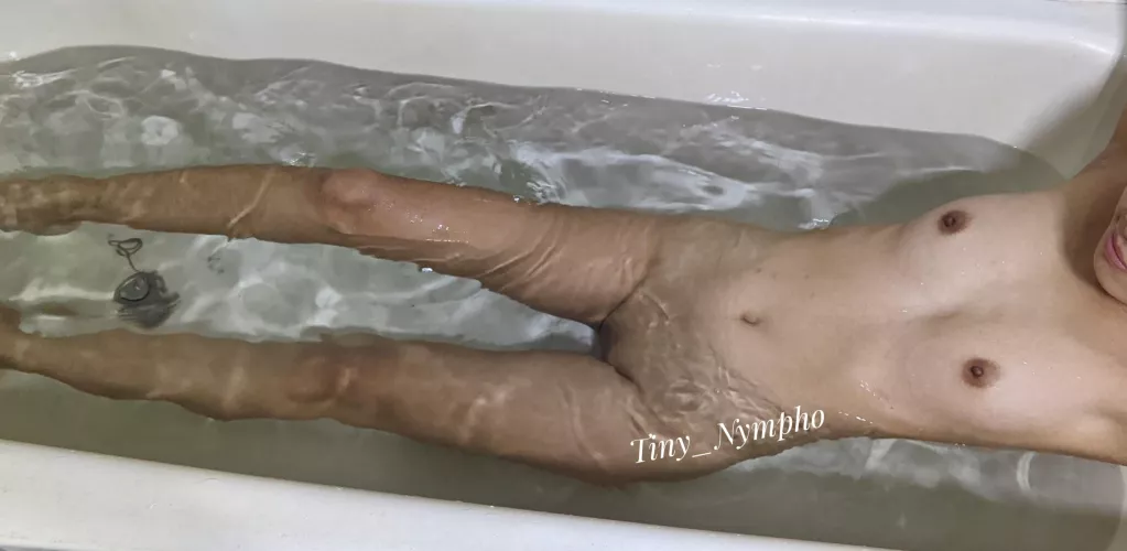 Who ordered wet pussy โฅ๏ธ๐ฐ๐