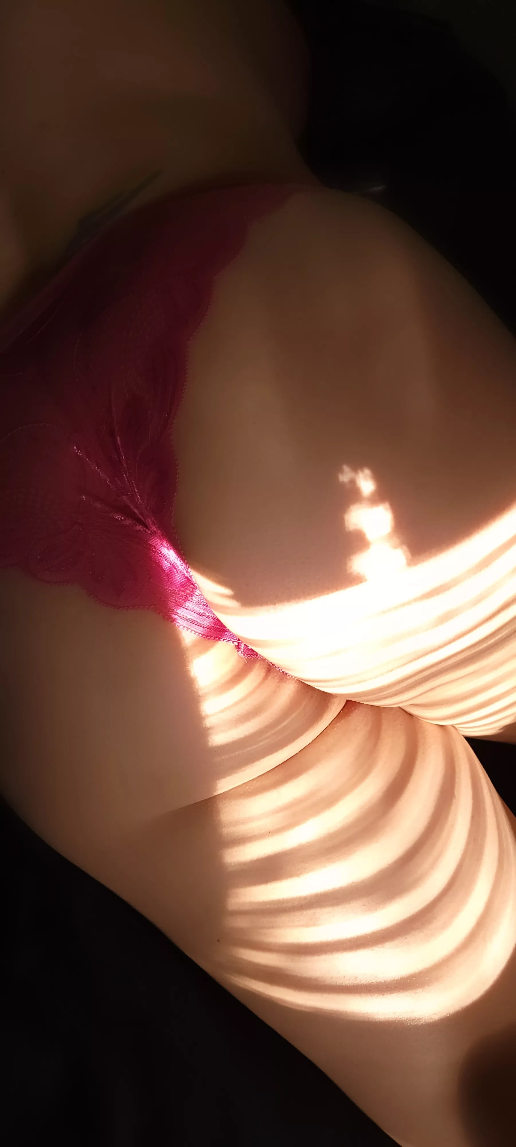 Who prefers thighs over breasts? Who prefers thighs over breasts?