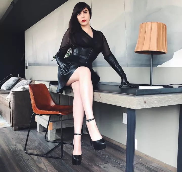 Who there is ready for session.