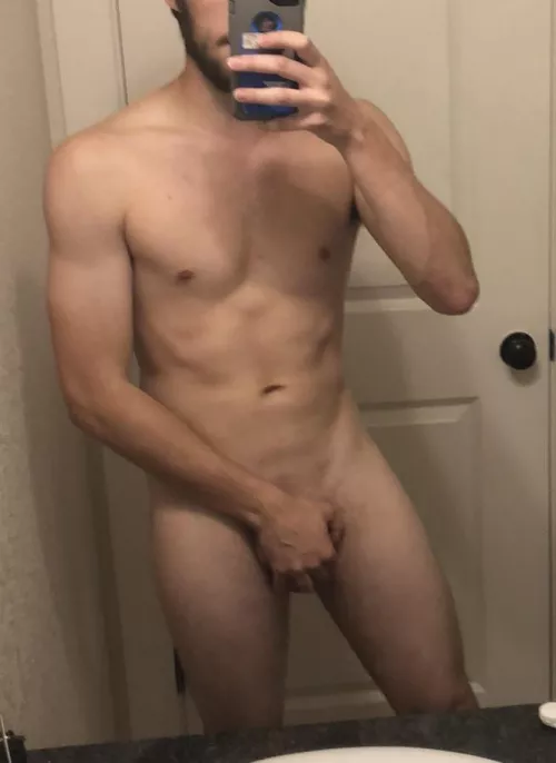 Who thinks I should move my hand?