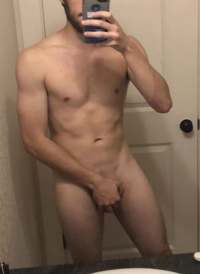 Who thinks I should move my hand?