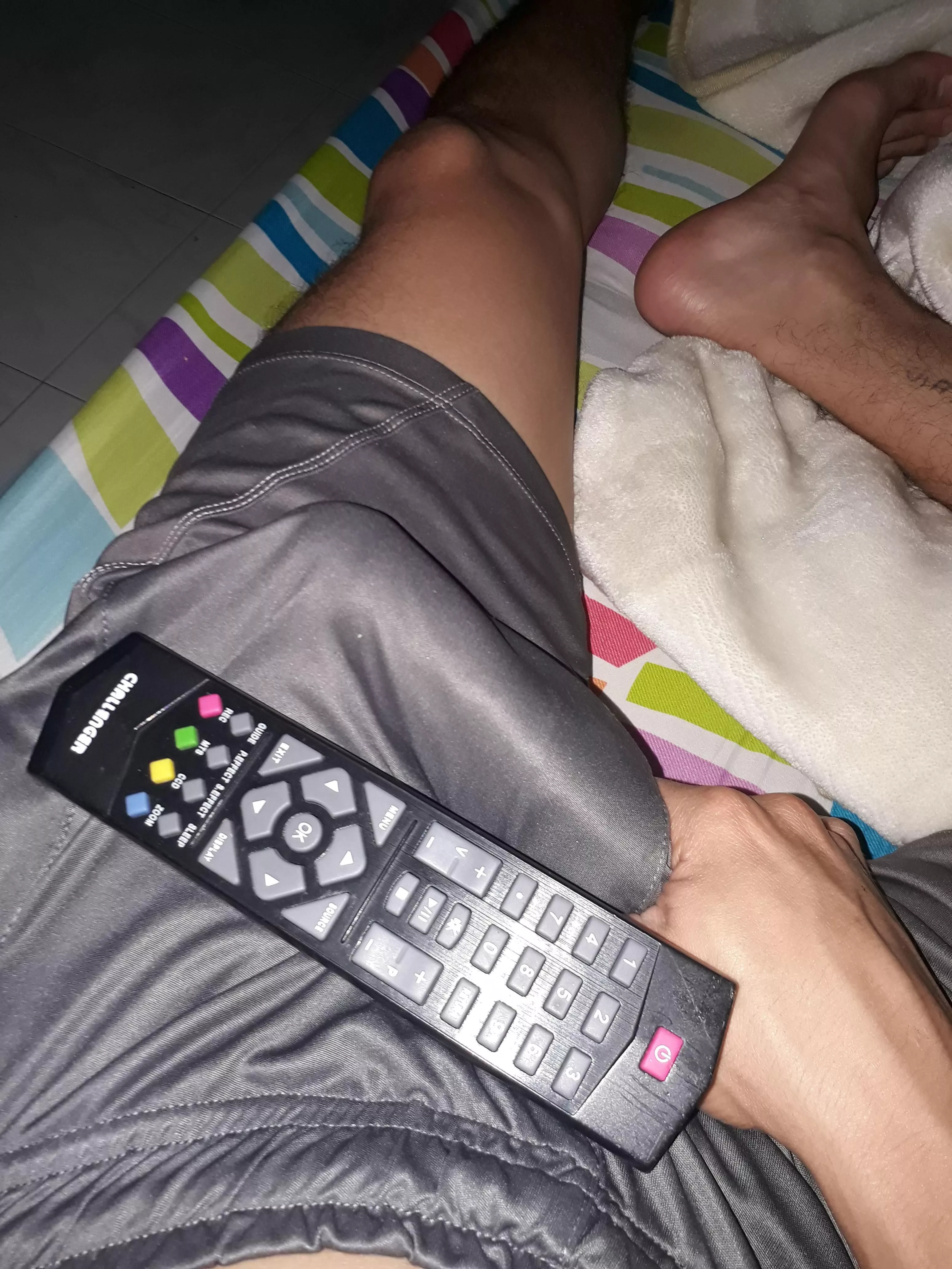 Who to watch movies with me ?