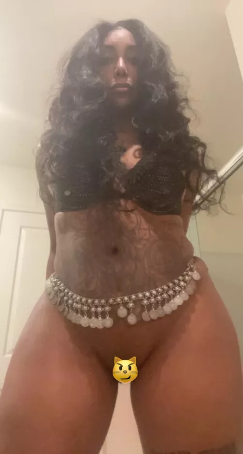 Who trying to fuck my thick Milf ass ππΌ