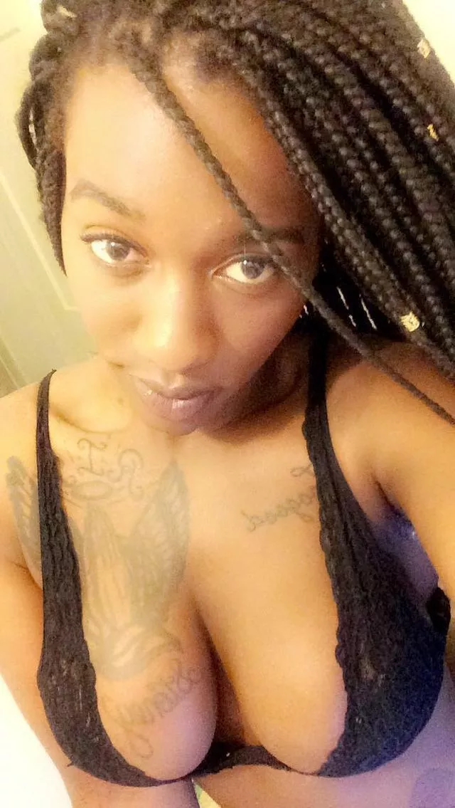 Who wanna FaceTime? Cashapp required hit me boys Who wanna FaceTime? Cashapp required hit me boys