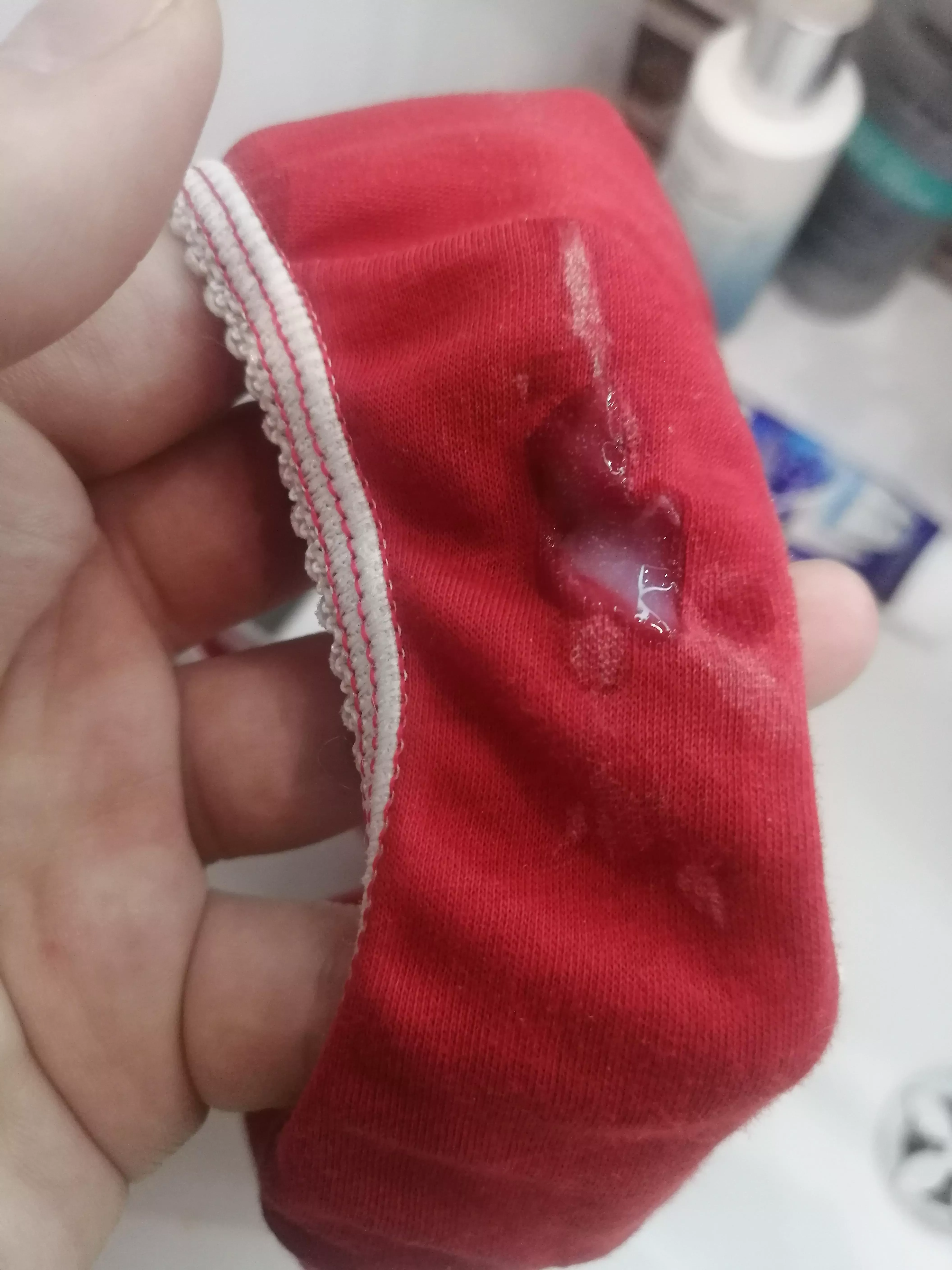 who wanna lick my panties?