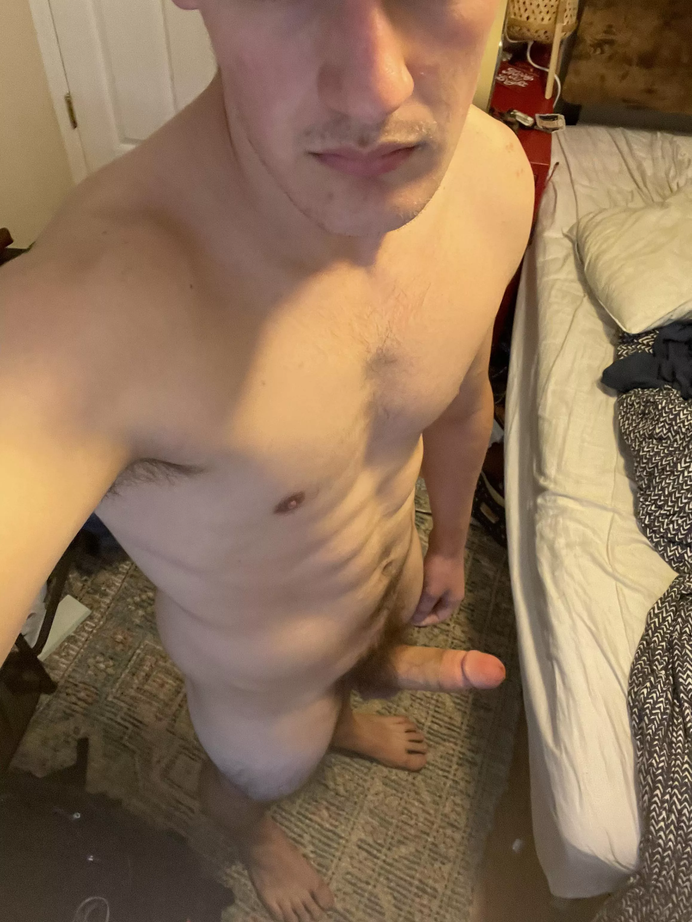 Who wanna sit on me Who wanna sit on me