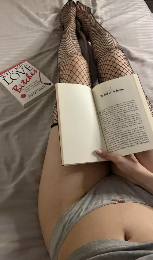 Who wants a bookworm [f]riend like me?