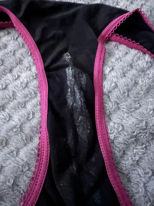 Who wants a lick? 👅