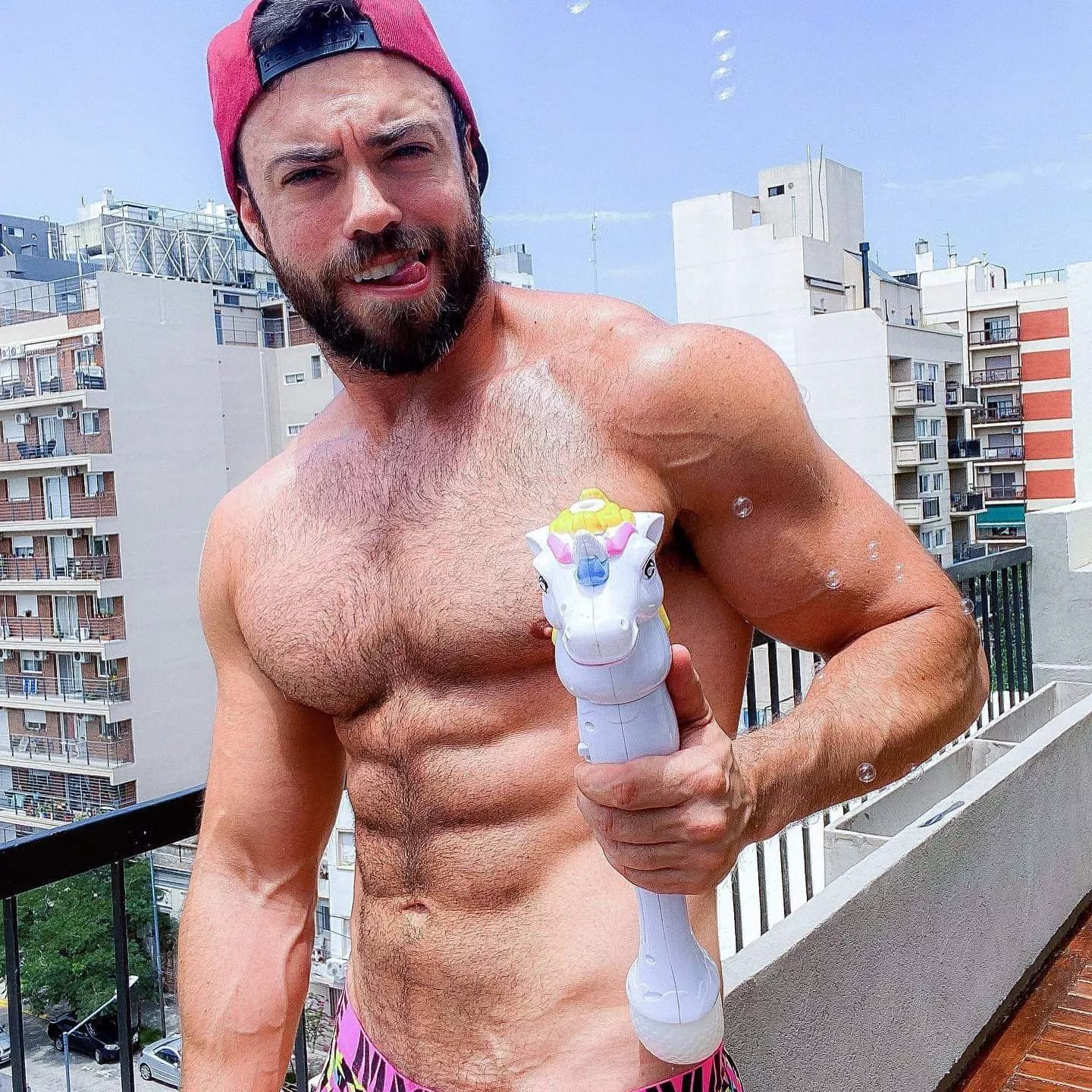 Who wants the horn? Dms open!