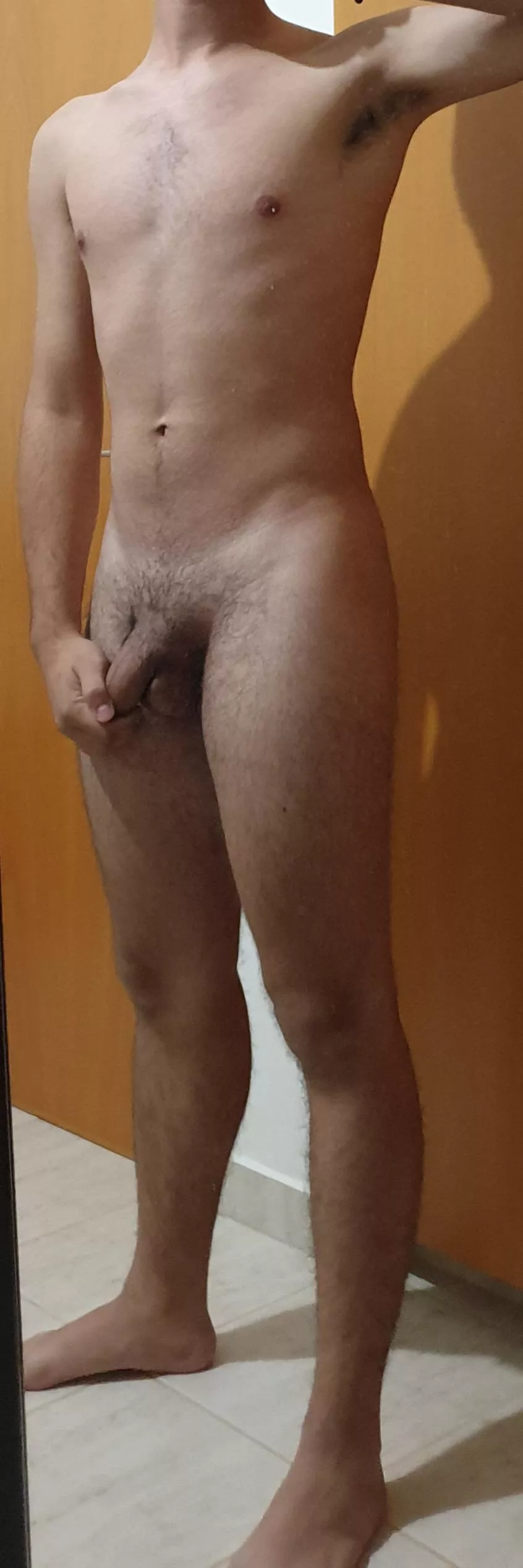 Who wants to be my friend with benefits?😅