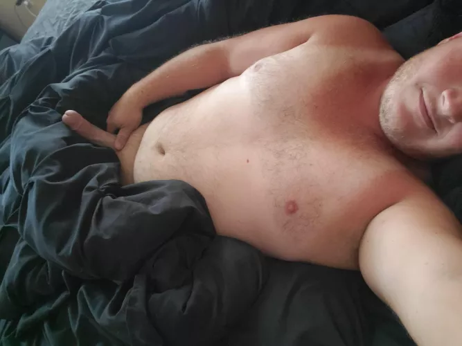 Who wants to come lay around with me all day? Who wants to come lay around with me all day?