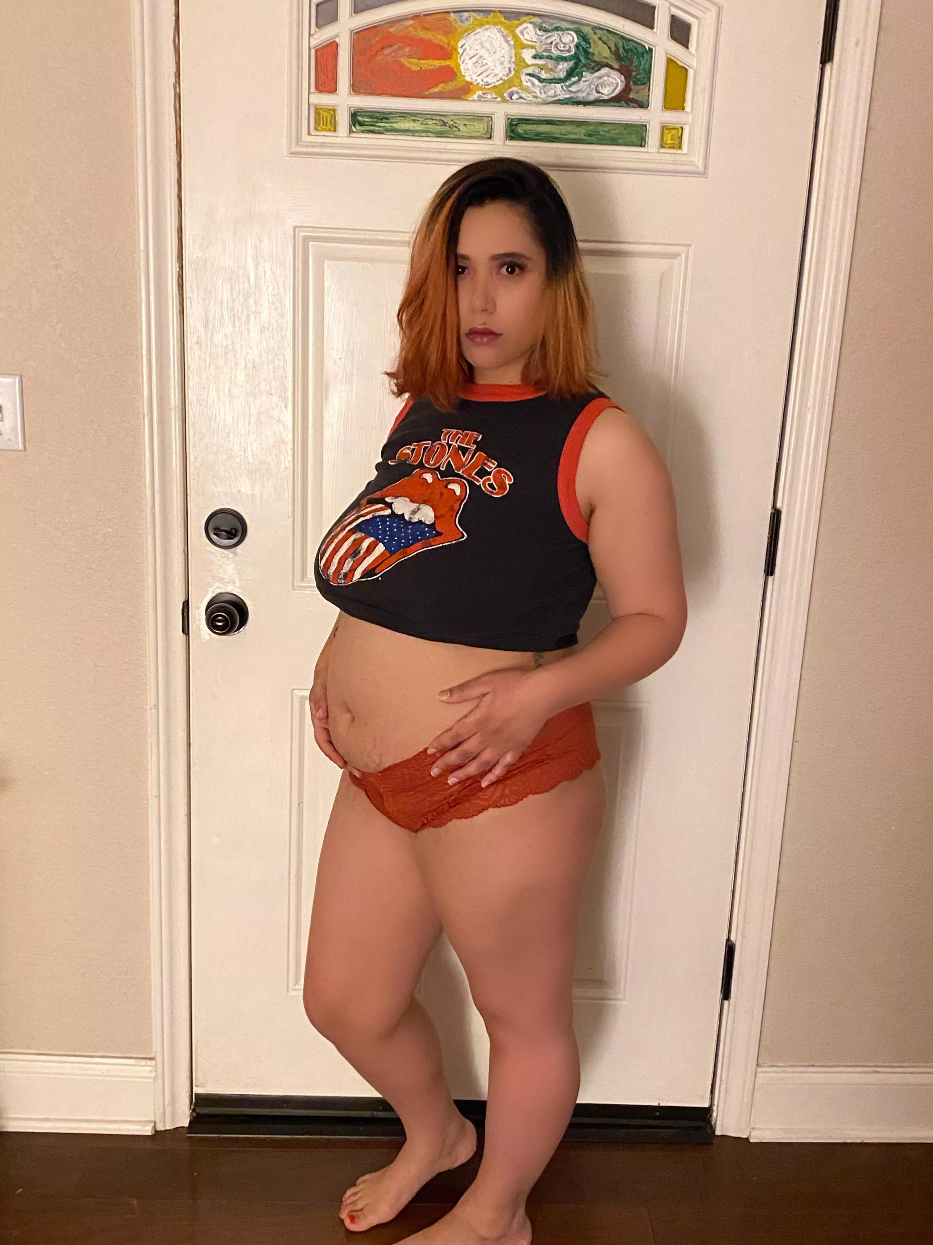 Who wants to feed me? Photos will be include! 😋