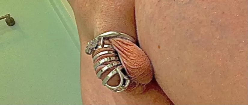 Who wants to help me cum? Need a colab for my free OF