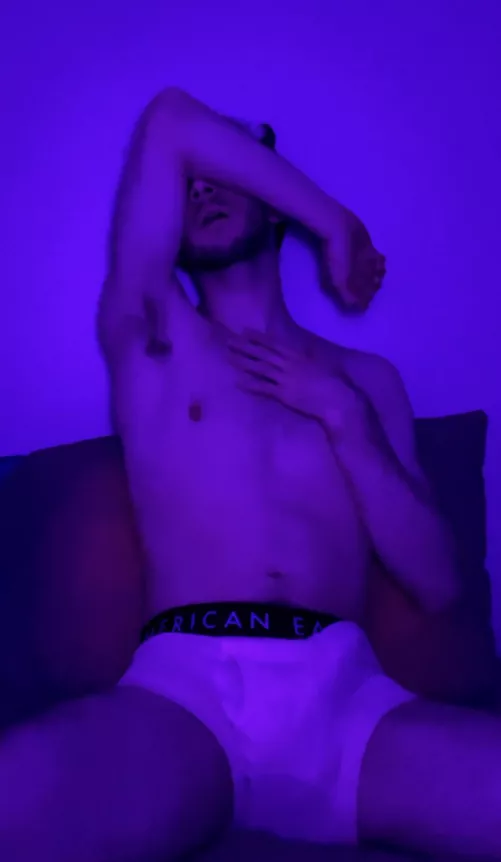 who wants to help me with my first orgasm of 2022?