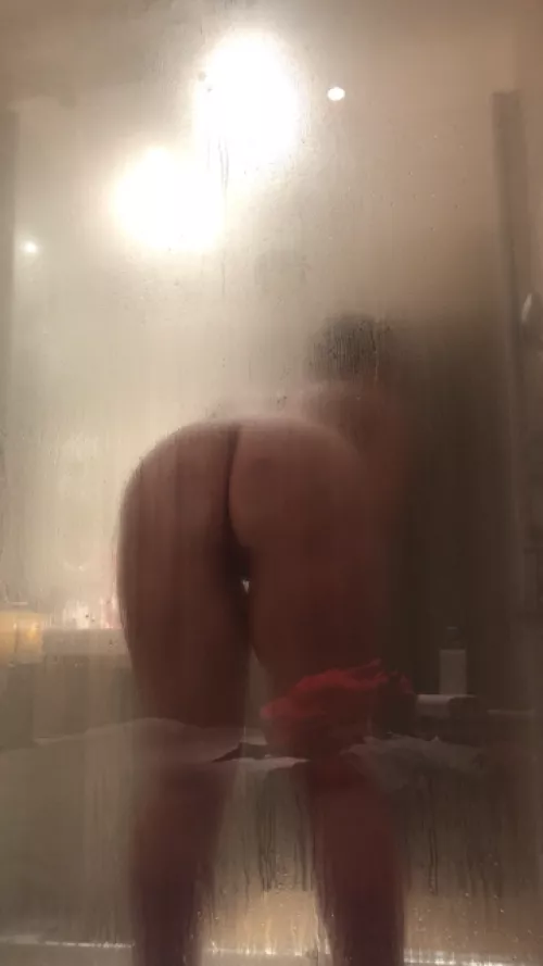 Who wants to join me? Who wants to join me?