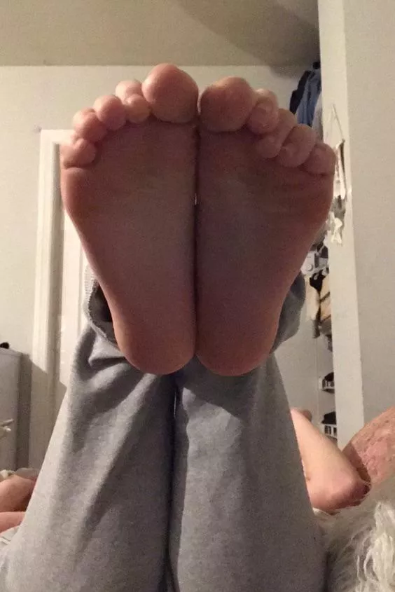 Who wants to lick 😛 Who wants to lick 😛