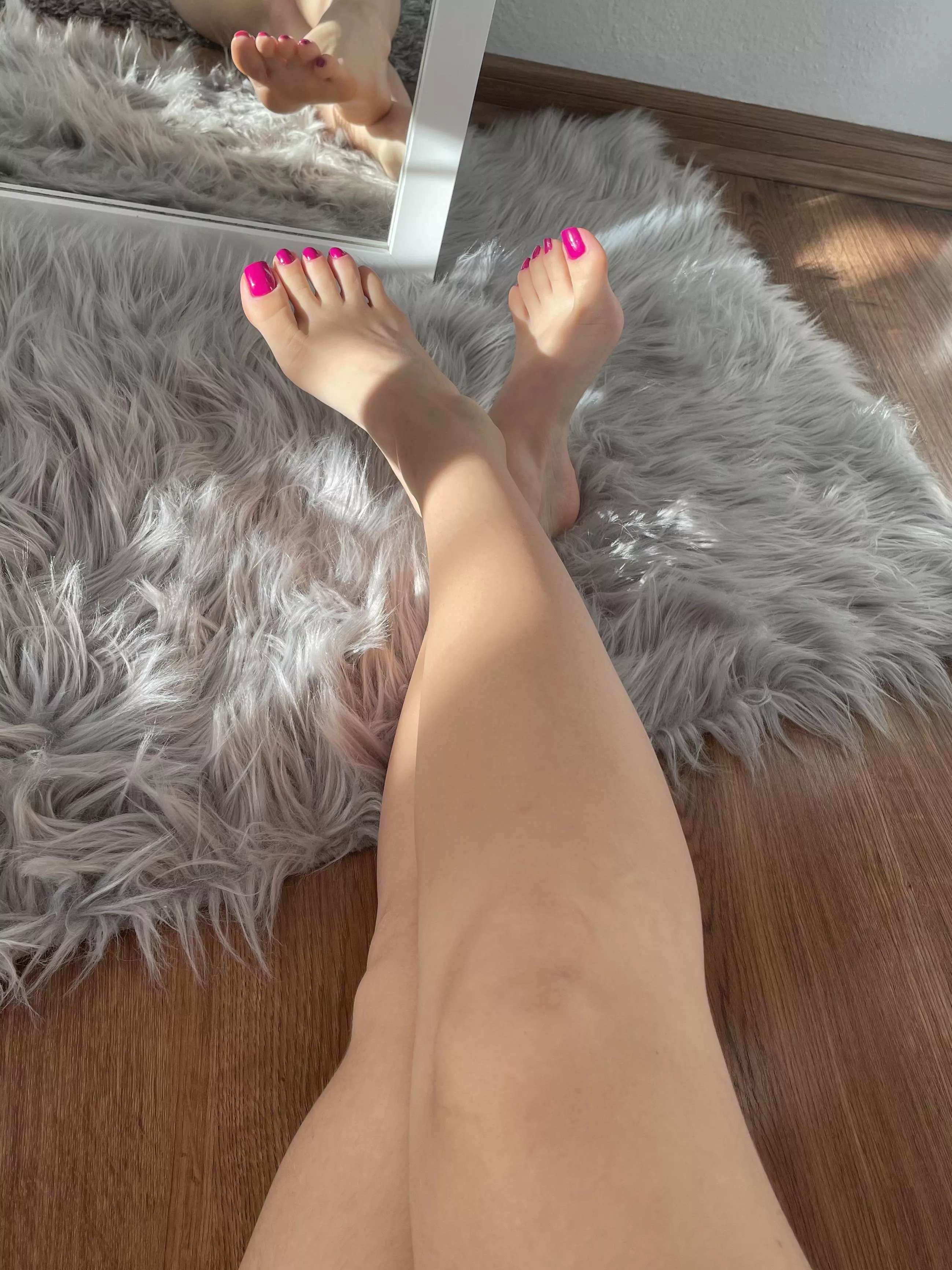 Who wants to massage? 😏