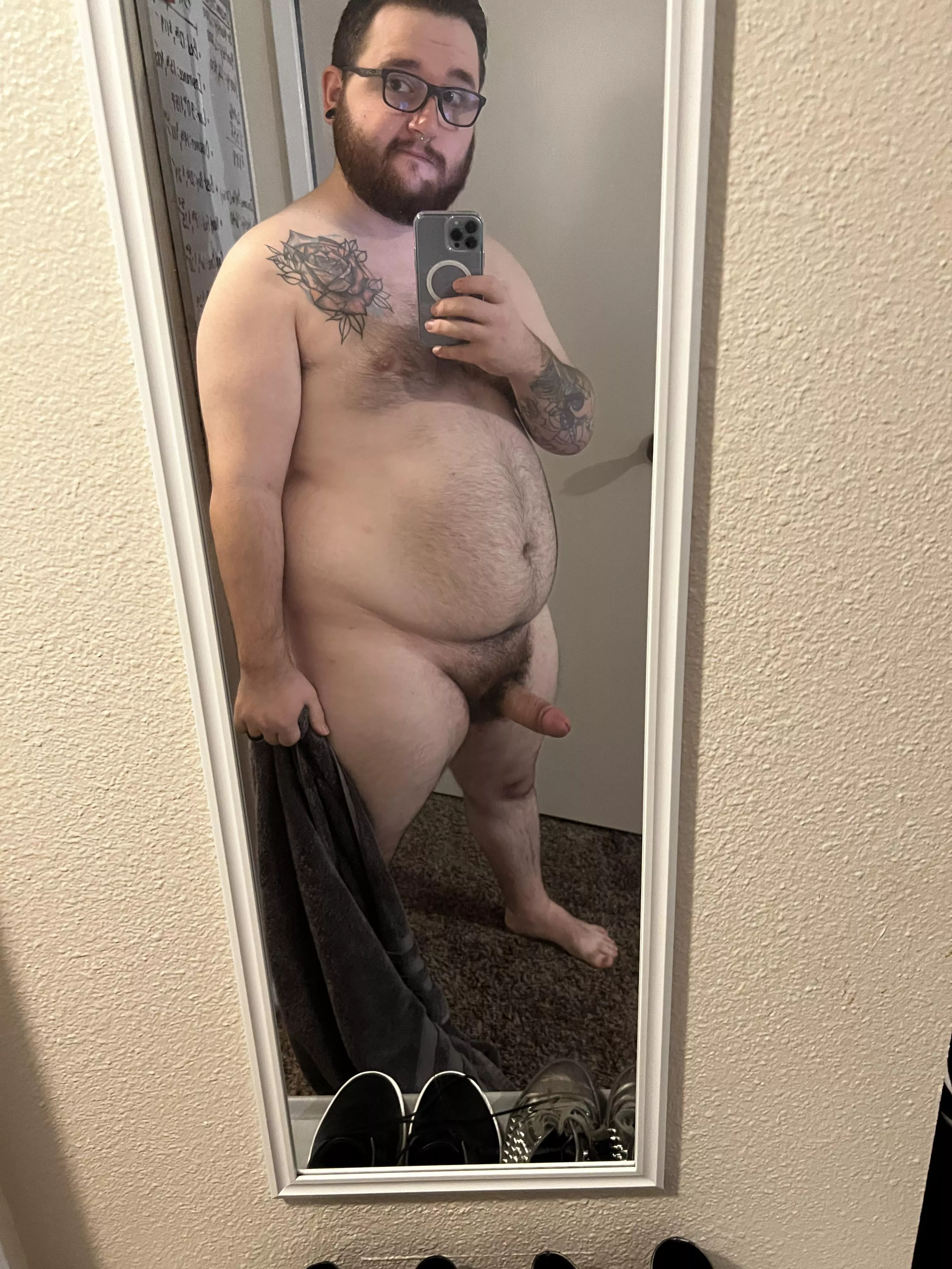 Who wants to play?😈 Instagram•twitter @justalostbear